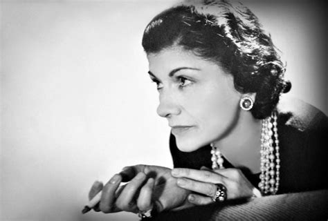 biographie gabrielle chanel|coco chanel primary source.